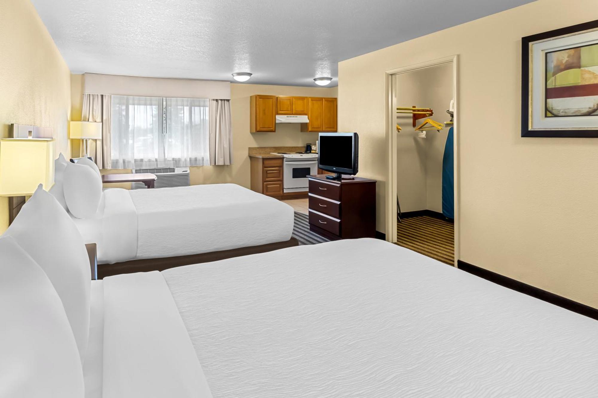 Quality Inn & Suites Vancouver - Hazel Dell Экстерьер фото